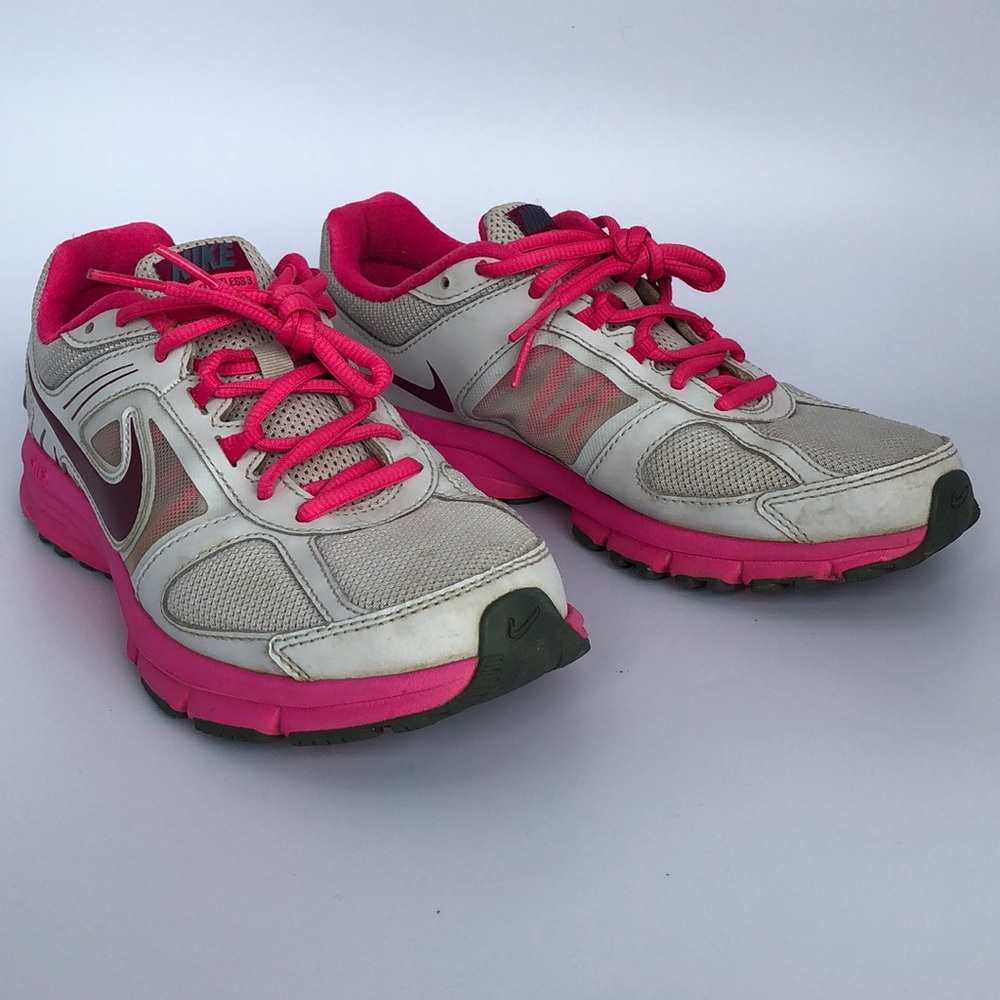 NIKE Women’s Air Relentless 3 Running, size 7